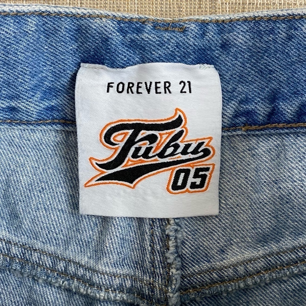 NEW FUBU Forever21 Denim Raw Hem Distressed Shorts Streetwear Sz M - Picture 4 of 13